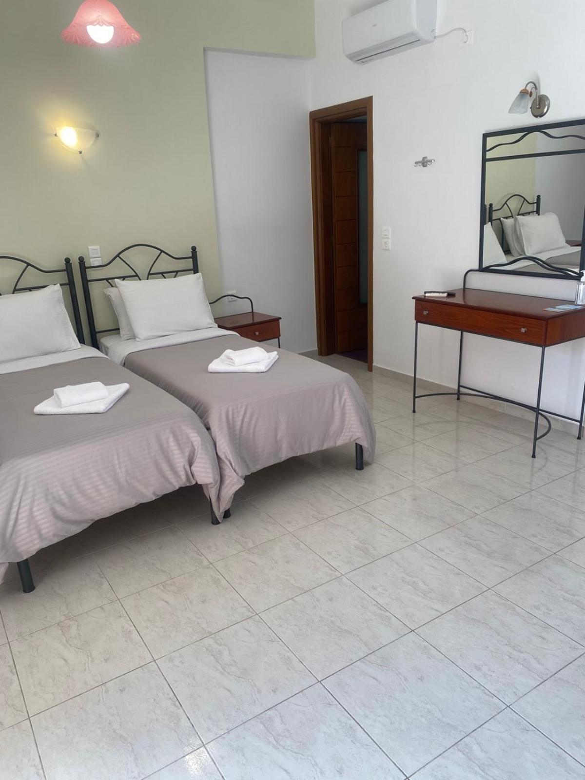Voula Aparthotel