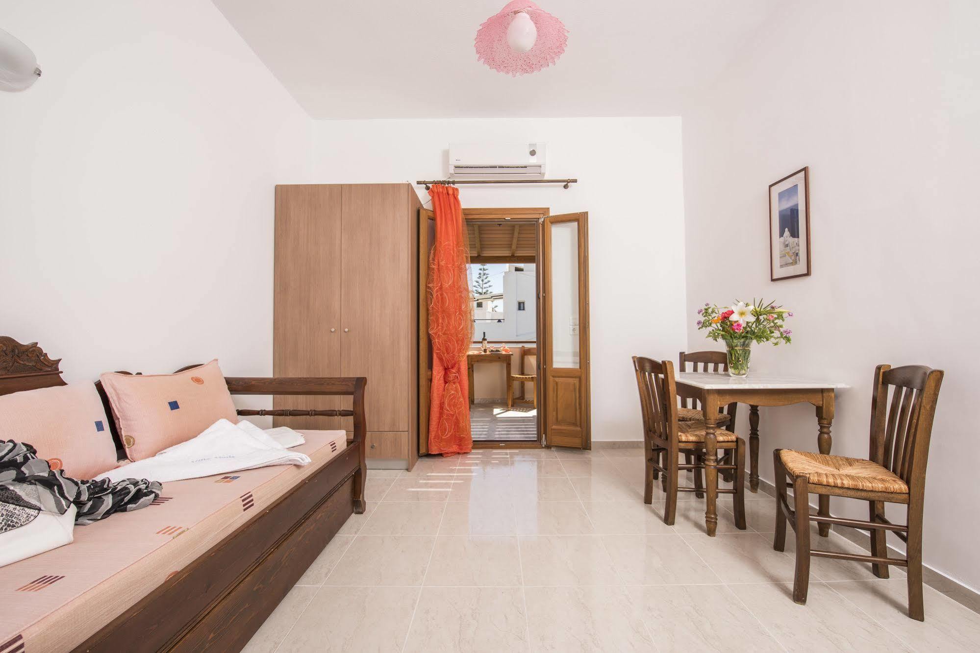 Voula Apart Otel 4*